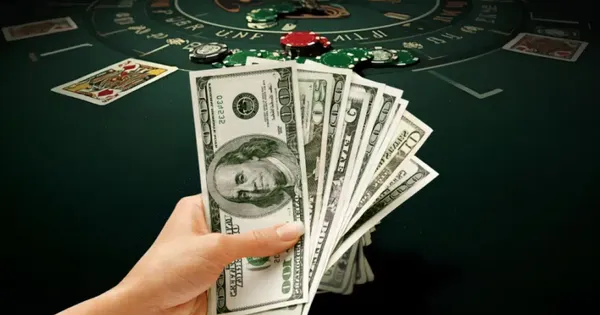 Strategia di Scommessa 1-2-3-5 per Crash, Blackjack e Baccarat